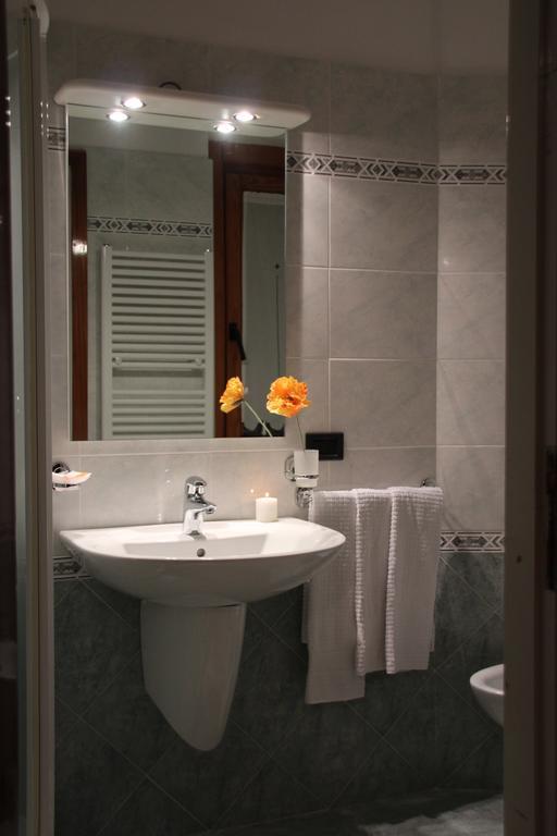 Albergo Bucaneve กัมโปโดลชิโน ภายนอก รูปภาพ